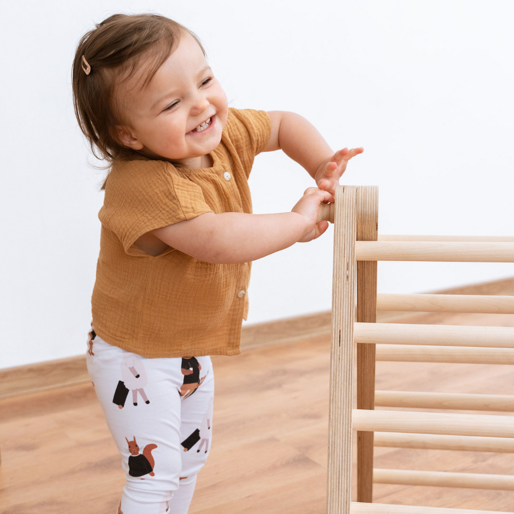 SIPITRI® dviejų segmentų trikampė laipynė su čiuožimo ir laipiojimo rampa