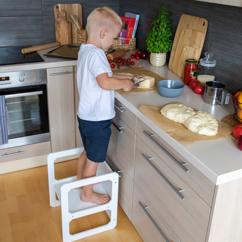 Montessori pirmasis stalo ir kėdės rinkinys su 1 kėde