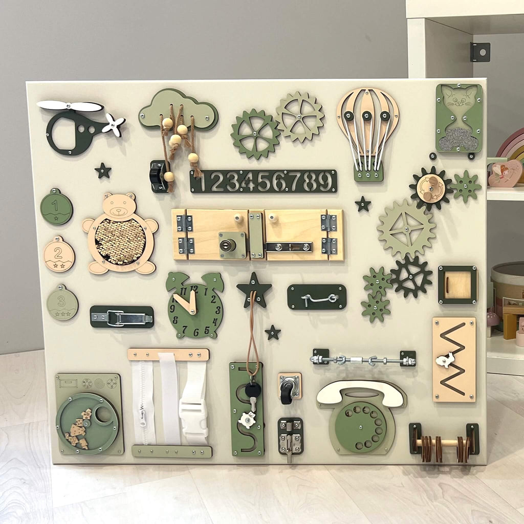 Didelė Montessori veiklos lenta ugdymui, 60 × 70 cm
