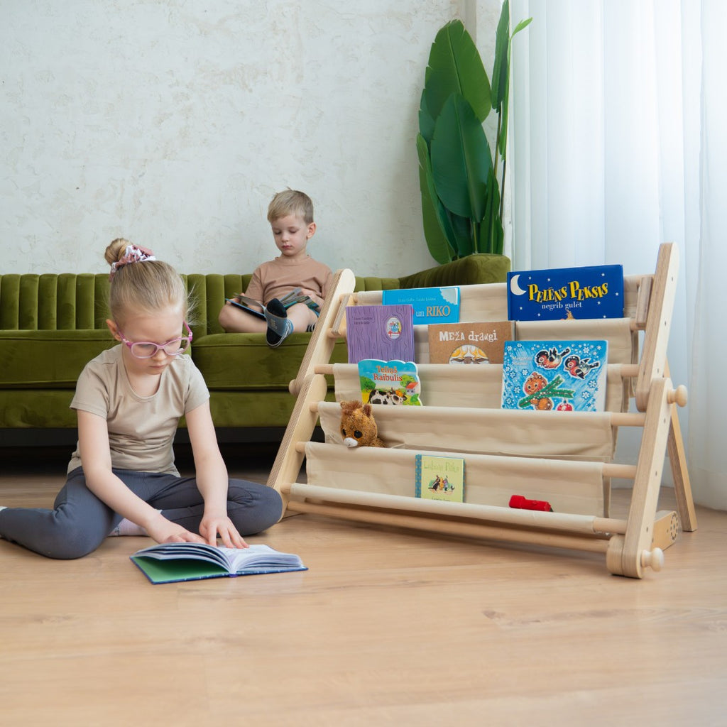 Montessori knygų lentyna – papildinys laipiojimo rėmams
