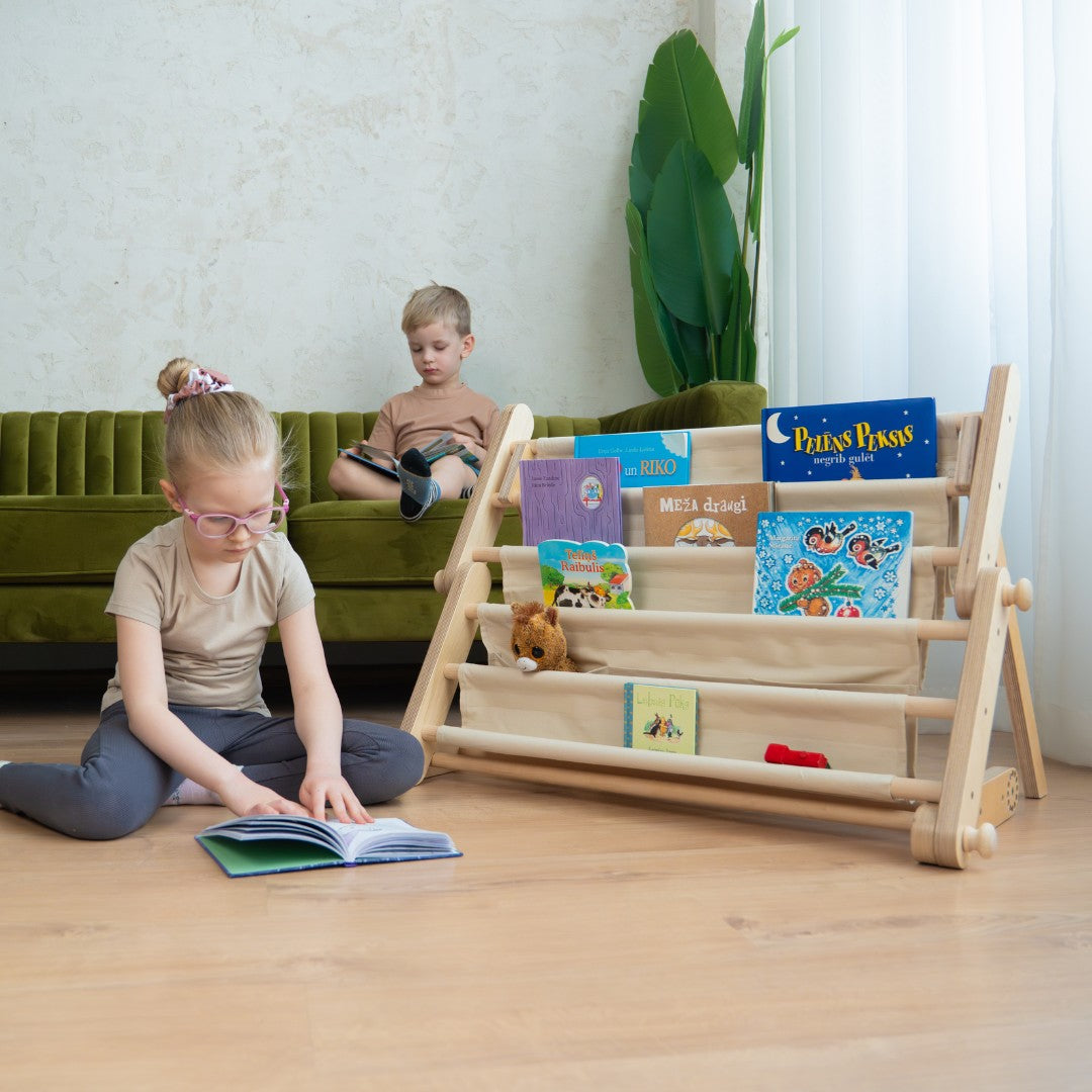 Montessori knygų lentyna – papildinys laipiojimo rėmams