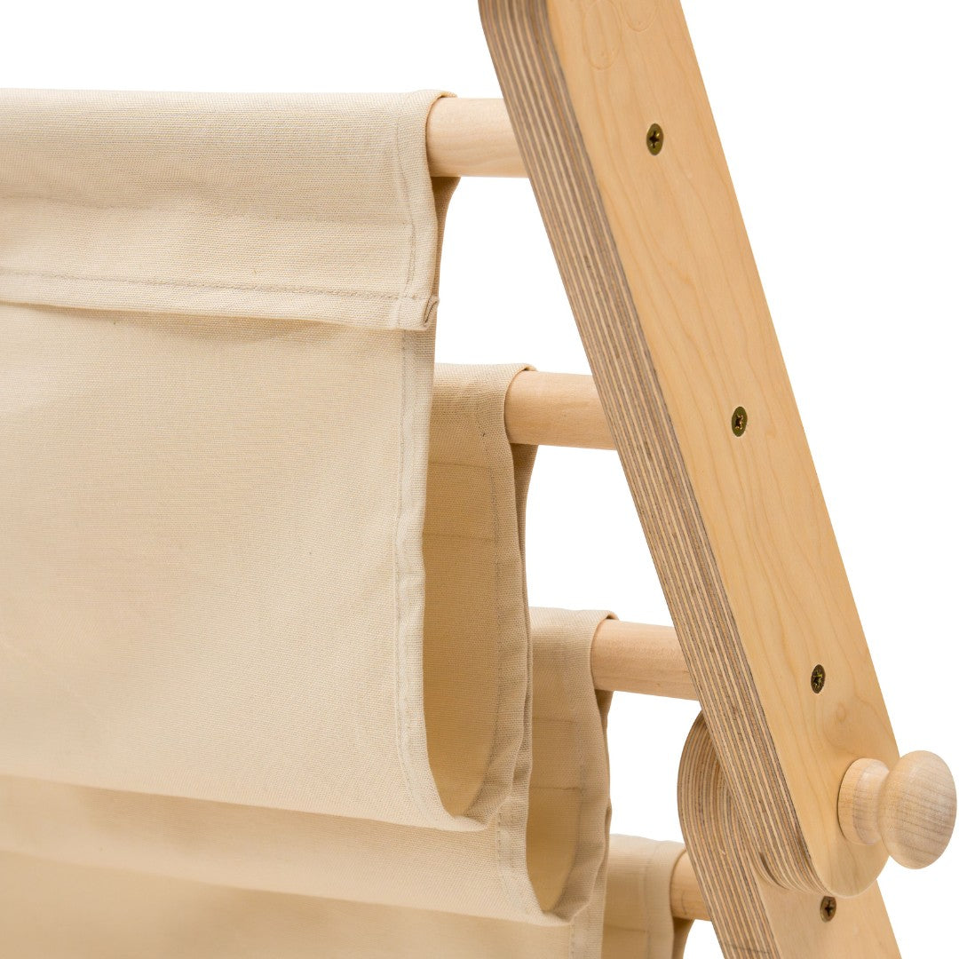 Montessori knygų lentyna – papildinys laipiojimo rėmams