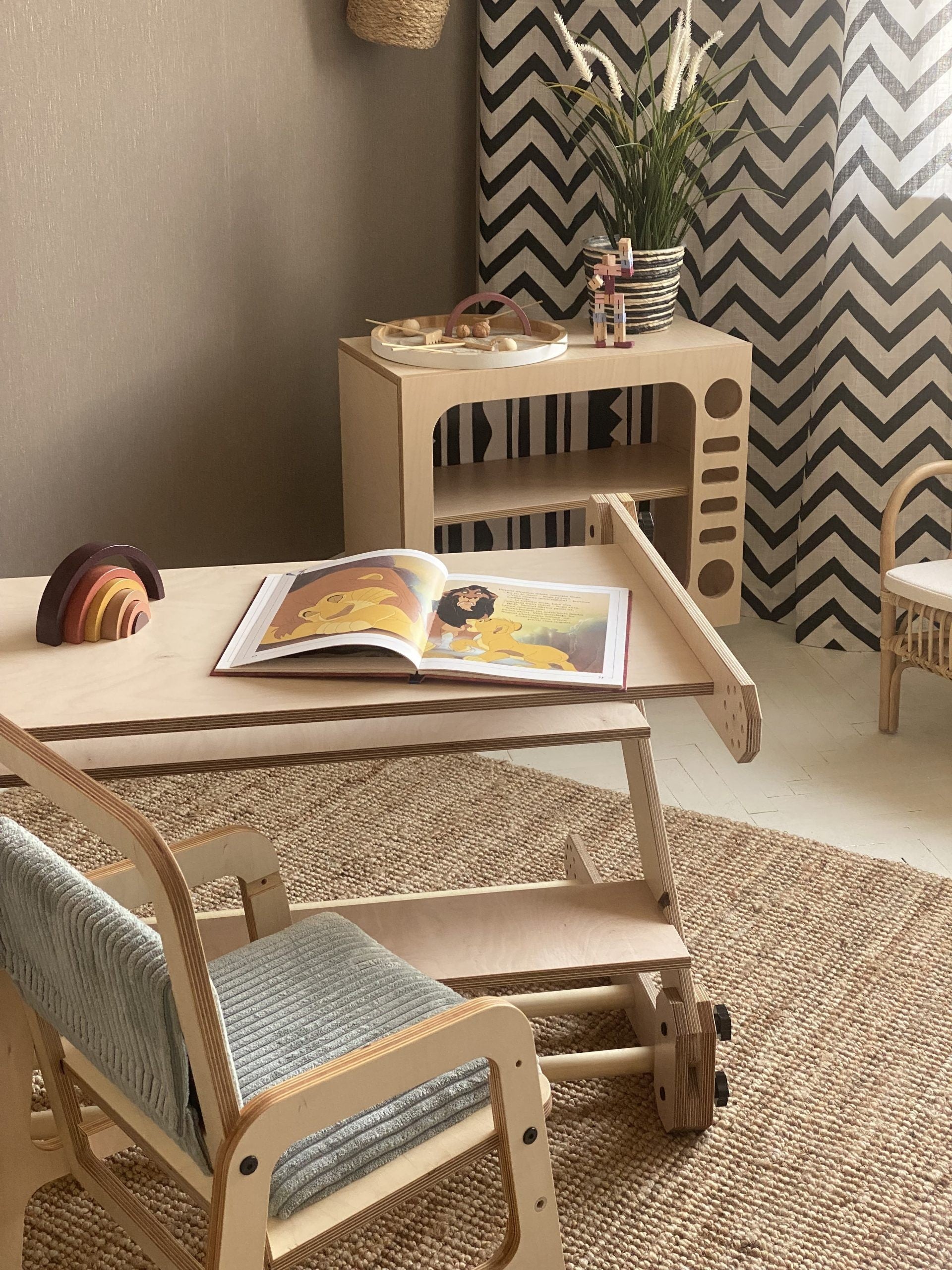 Montessori laipiojimo rinkinys / stalas / piešimo lenta NABU