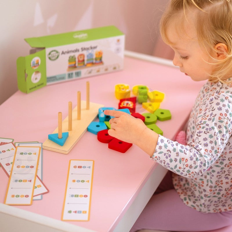 Montessori dėlionių piramidė su gyvūnais