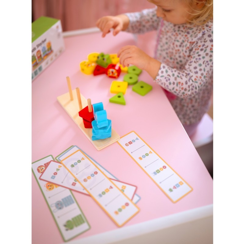 Montessori dėlionių piramidė su gyvūnais