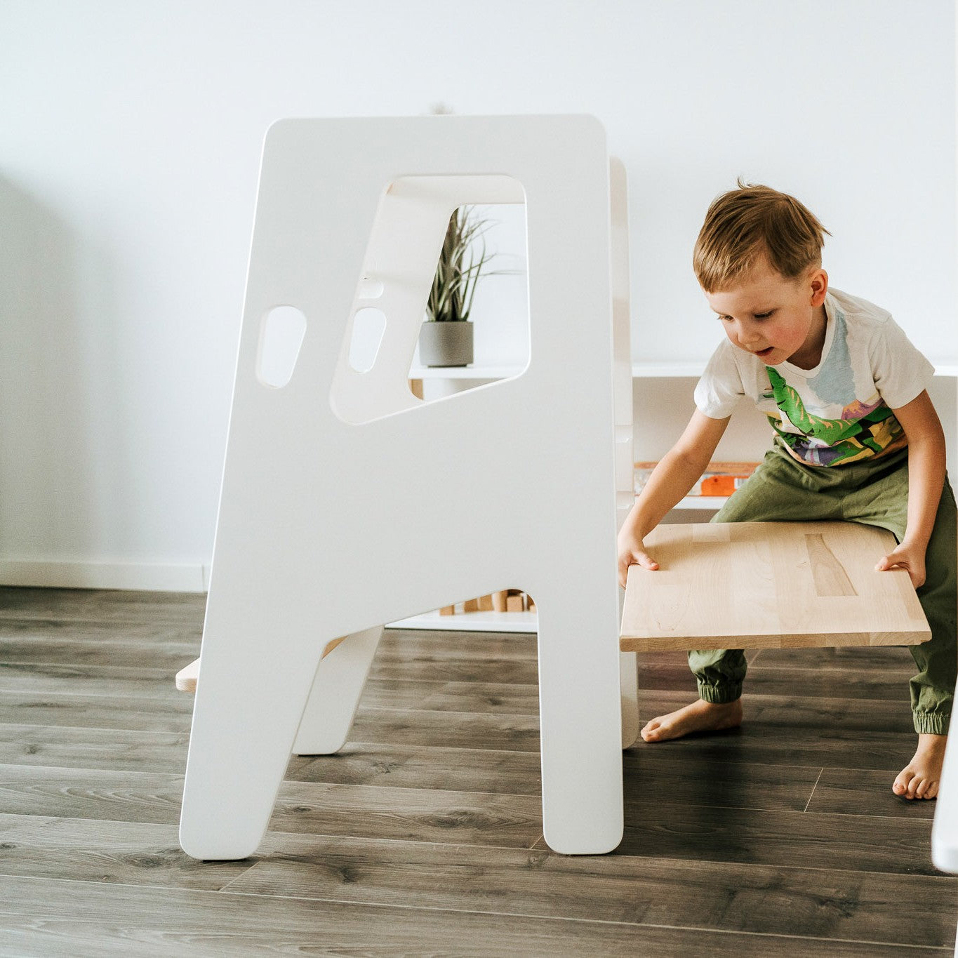 Montessori bokštelis „Saugumas+“
