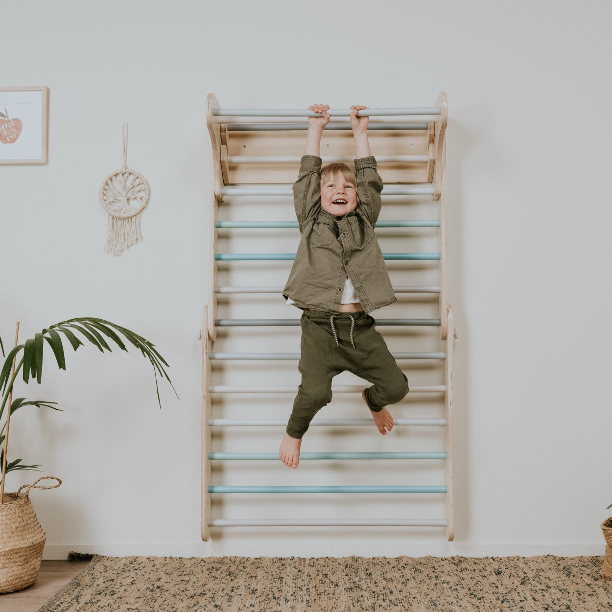 Pikler trikampė laipynė su švediškos sienelės priedu vaikams nuo 6 mėn. iki 7 m., pastelinių spalvų